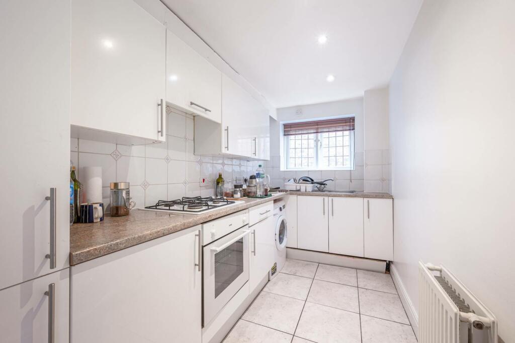 Albert Road, Mill Hill, NW7, London